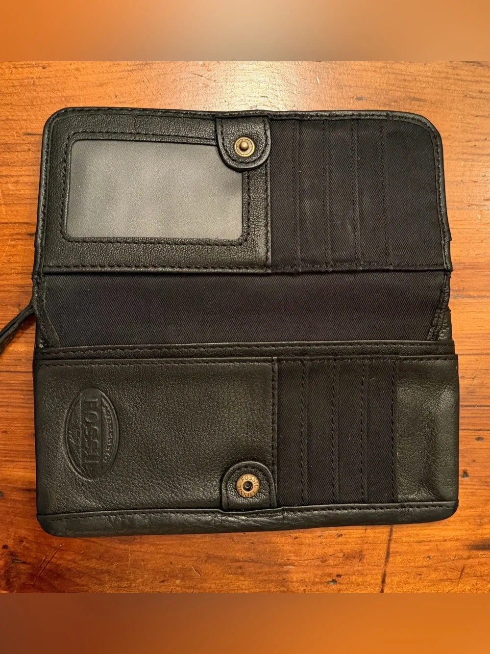 Fossil Black & Burgundy Leather Zip Wallet
